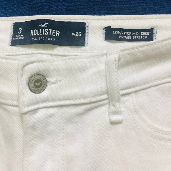 Hollister White Short - Picture 9 of 10